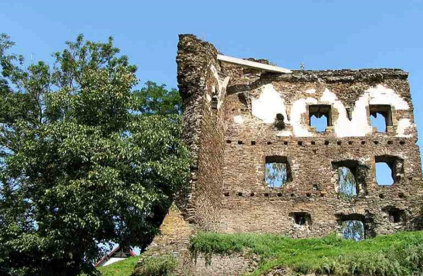 Květnice (hrad), Czech Republic (Czechia)